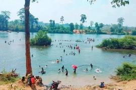 Gia Lai: Ba người tử vong khi tắm trên sông Pô Cô