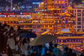 Khách du lịch tham quan tại Trung Quốc. (Ảnh minh họa: Getty Images)