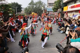 Hội làng Triều Khúc tưởng nhớ Anh hùng dân tộc Phùng Hưng