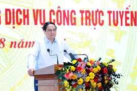 Thủ tướng Phạm Minh Chính phát biểu tại Hội nghị chuyên đề nâng cao hiệu quả cung cấp và sử dụng dịch vụ công trực tuyến. (Ảnh: Dương Giang/TTXVN)