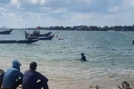 Tìm thấy thi thể bé trai ở Quảng Bình mất tích khi tắm biển