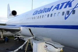 Máy bay mang theo vệ tinh của NASA. (Nguồn: Florida Today)