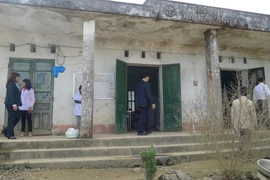 [Mega Story] Y tế cơ sở: Khi nào qua nỗi… nhẹ tênh? 