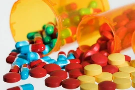 Sanofi ký hợp tác chiến lược bên lề hội nghị doanh nghiệp APEC