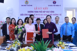 Đại diện hai bên tại Lễ ký kết Chương trình phối hợp.