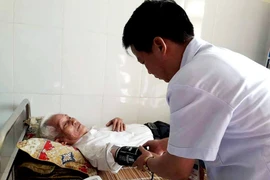 Công bố gói dịch vụ y tế cơ bản cho bảo hiểm y tế tuyến xã