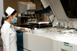 Phạt bệnh viện Thường Tín vì dùng máy xét nghiệm không xuất xứ