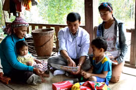 Sáng mãi những “anh hùng áo trắng” 60 năm làm theo lời Bác 