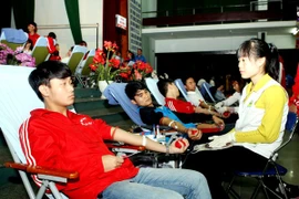 Chủ nhật Đỏ đột phá với kết quả thu được 17.700 đơn vị máu 