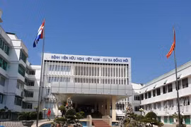 [Photo]: Những ca phẫu thuật của chuyên gia Cuba tại Việt Nam 