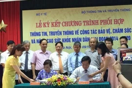 Bộ Y tế và Bộ Thông tin truyền thông ký kết chương trình tuyên truyền