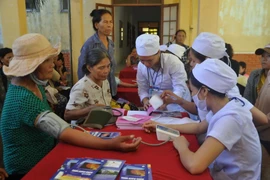 Những người tiếp sức mạnh đôi bờ hải đảo, đất liền