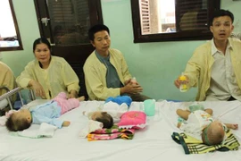 Bệnh viện Nhi Trung ương đang quá tải nghiêm trọng 