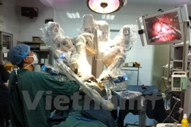 Bệnh viện Nhi TW thực hiện thành công 54 ca phẫu thuật nội soi robot