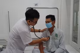 Gần 2.000 cán bộ y tế bị ung thư, mắc các bệnh hiểm nghèo 