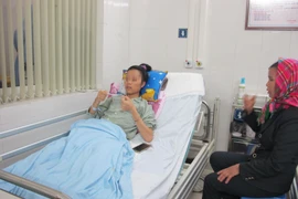 Bệnh nhân đang phục hồi tốt sau phẫu thuật. (Ảnh: PV/Vietnam+)