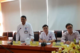 Phó giáo sư Lê Văn Quảng - Phó giám đốc Bệnh viện K phát biểu. (Ảnh: PV/Vietnam+)