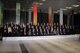 Các Bộ trưởng Tài chính và Thống đốc Ngân hang G20 chụp ảnh chung tại hội nghị ở Buenos Aires của Argentina ngày 21/7. (Ảnh: EFE/TTXVN)