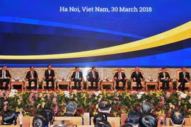 Đoàn Chủ tịch Phiên toàn thể ngày 30/3. (Ảnh: TTXVN)