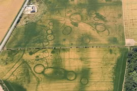 Các di tích thời tiền sử và khu định cư gần Eynsham, Oxfordshire, đã được tìm thấy trong mùa Hè vừa qua.(Nguồn: historic england)