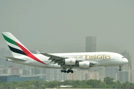 Máy bay Airbus A380 của Emirates Airlines. (Ảnh: AFP/TTXVN)
