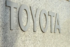 Biểu tượng hãng ôtô Toyota. (Ảnh: AFP/TTXVN)