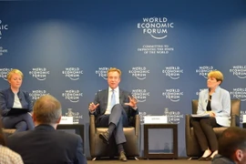 Chủ tịch mới của Diễn đàn Kinh tế Thế giới, cựu Ngoại trưởng Na Uy Borge Brende tại buổi họp báo. (Ảnh: Hoàng Hoa/TTXVN)