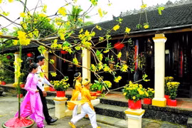 Xông đất đầu năm - phong tục đẹp và lâu đời của người dân Việt