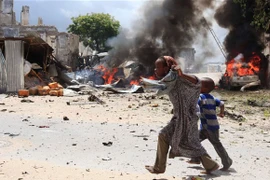 Đánh bom đẫm máu tại thủ đô Mogadishu của Somali 