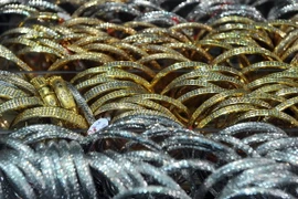 Vàng thế giới nhiều khả năng sẽ vững giá trong thời gian tới