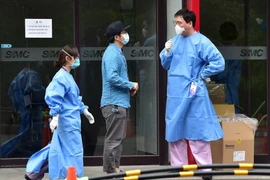 Nhân viên y tế Hàn Quốc tại Bệnh viện Samsung ở Seoul ngày 11/6. (Nguồn: AFP/ TTXVN)