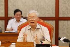 Tổng Bí thư, Chủ tịch nước Nguyễn Phú Trọng phát biểu tại cuộc họp Bộ Chính trị. (Ảnh: Trí Dũng/TTXVN)