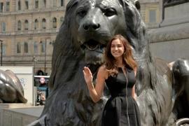 Dàn sao “bom tấn” Hercules gây náo động quảng trường London 