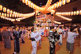 Tokyo cam kết mở rộng chính sách visa cho du khách Việt 