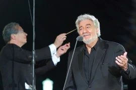 Danh ca opera Domingo biểu diễn hưởng ứng World Cup