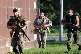 Lực lượng phiến quân chiếm ngân hàng trung ương ở Donetsk