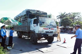 50% xe ôtô bị kiểm tra ở Nghệ An là chở quá khổ, quá tải