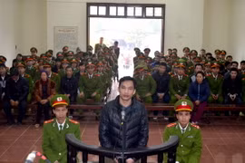 8 án tử hình, 5 án chung thân trong vụ mua bán 541 bánh heroin