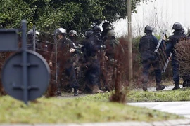 Đã tiếp xúc qua điện thoại với kẻ tình nghi khủng bố giữ con tin