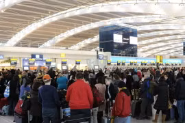 Heathrow bị mất danh hiệu sân bay nhộn nhịp nhất thế giới