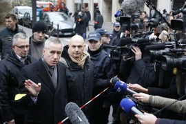 Thủ tướng Đức dự cuộc họp của tình báo Anh sau vụ xả súng