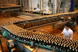 Tăng cường kiểm soát an toàn thực phẩm nước uống đóng chai