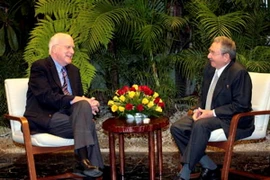 Nhóm nghị sỹ thuộc đảng Dân chủ của Mỹ tới thăm Cuba