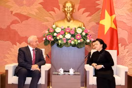 Chủ tịch Quốc hội Nguyễn Thị Kim Ngân tiếp Chủ tịch Thượng viện Cộng hòa Belarus Mikhail Myasnikovich, sang Việt Nam dự Lễ Quốc tang Chủ tịch nước Trần Đại Quang. (Ảnh: Trọng Đức/TTXVN)