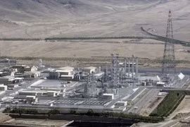 Toàn cảnh lò phản ứng hạt nhân nước nặng Arak tại thành phố Arak, miền trung Iran, cách thủ đô Tehran 190km về phía tây nam ngày 26/8/2006. (Nguồn: Reuters /TTXVN)