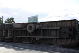 Hiện trường một vụ tai nạn giao thông. (Nguồn: TTXVN)