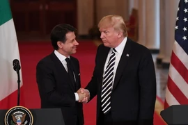Tổng thống Mỹ Donald Trump (phải) và Thủ tướng Italy Giuseppe Conte trong cuộc họp báo chung tại Washington DC., ngày 30/7. (Ảnh: THX/TTXVN)