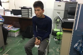 Nguyễn Anh Hoàn tại đồn cảnh sát. (Ảnh: Sơn Nam/Vietnam+)