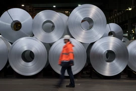 Sản phẩm thép cuộn tại một nhà máy ở Salzgitter, Đức. (Nguồn: EPA-EFE/TTXVN)