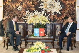 Thủ tướng Nguyễn Xuân Phúc tiếp Giám đốc điều hành Chương trình Phát triển của Liên hợp quốc (UNDP) Achim Steiner. (Ảnh: Thống Nhất/TTXVN)